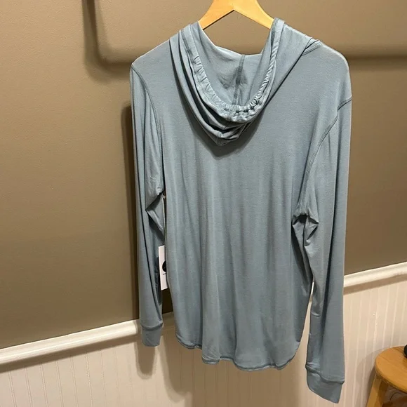 Light Blue Men's Hooded Long-Sleeve Shirt - Picture 5 of 8